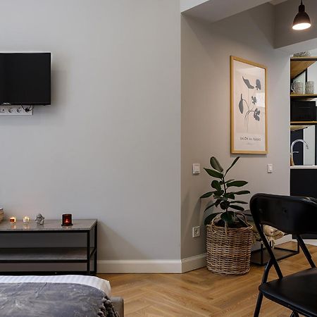 Feel Lviv! Old City Apartment Buitenkant foto