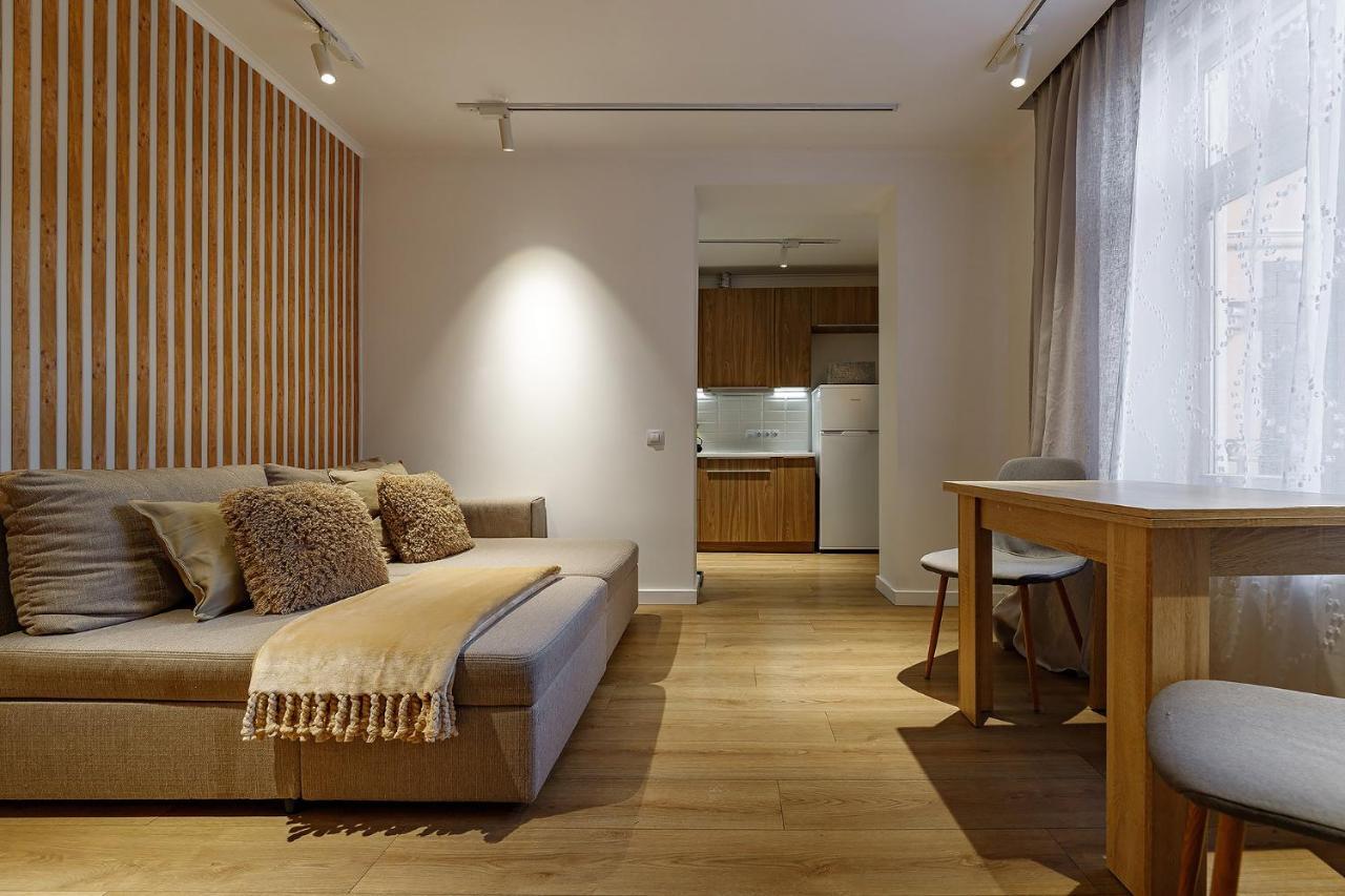 Feel Lviv! Old City Apartment Buitenkant foto